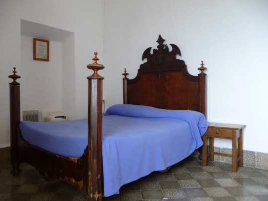 monastry_puig_maria_bedroom_double