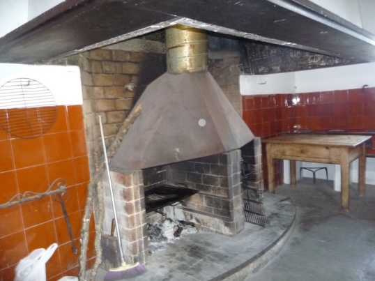 monastry_puig_maria_kitchen_fire