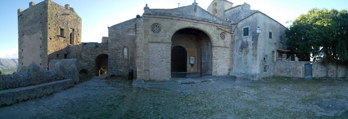 monastry_puig_maria_dawn